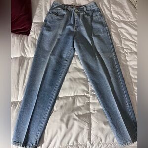 Vintage 90’s No Excuses straight leg loose fit jeans light wash